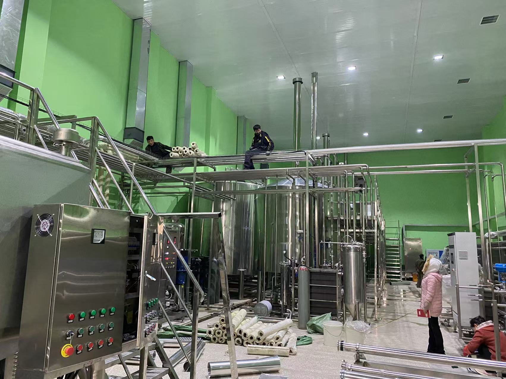 汉滨精酿啤酒设备厂—精酿啤酒设备制造：传承工艺与创新科技的交融